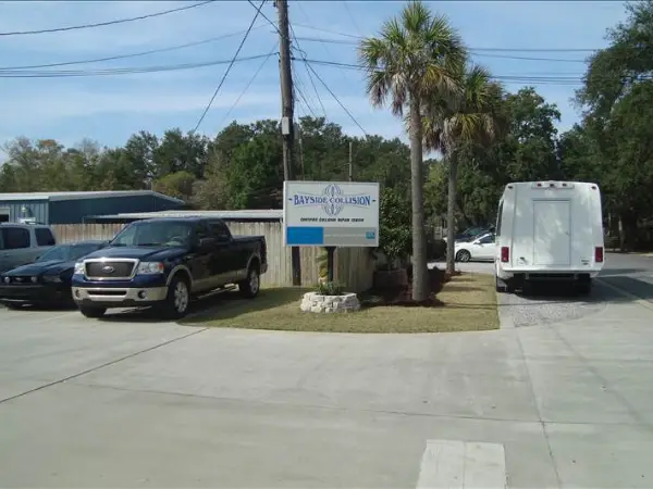 bumper repair location image